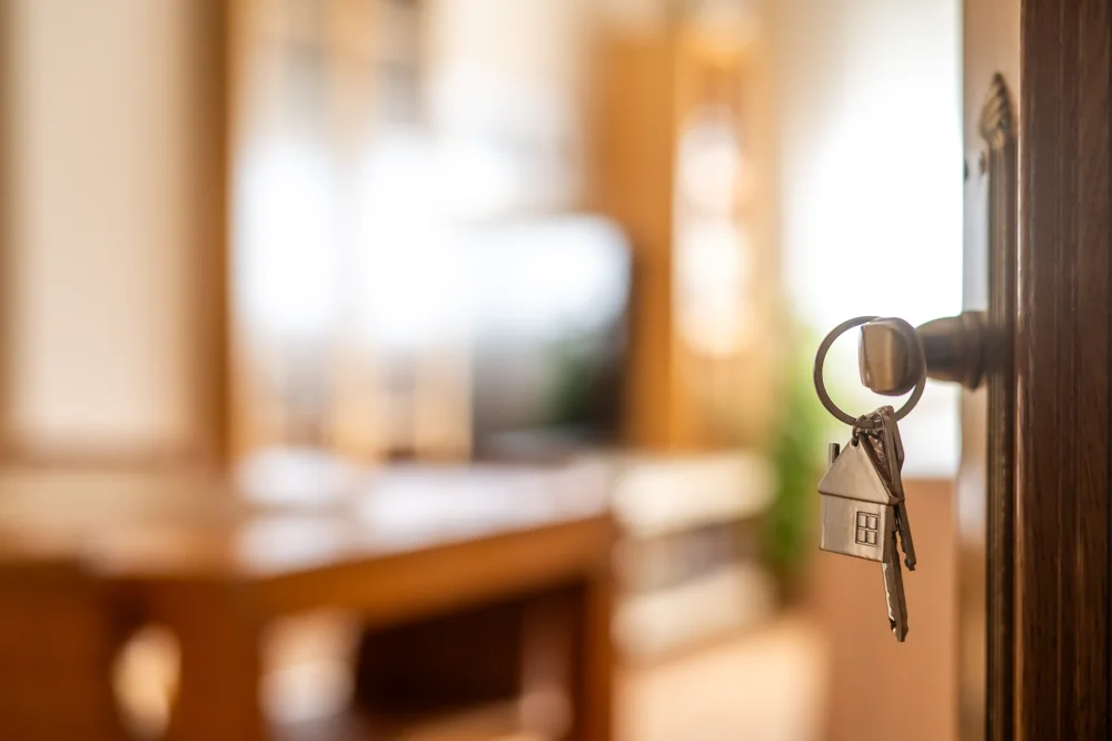 Arrival & Settlement